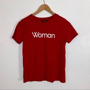 Forever 21 Woman Tshirt